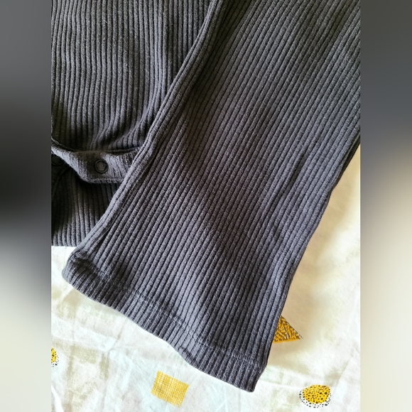 GAP Set🖤 - Picture 7 of 7